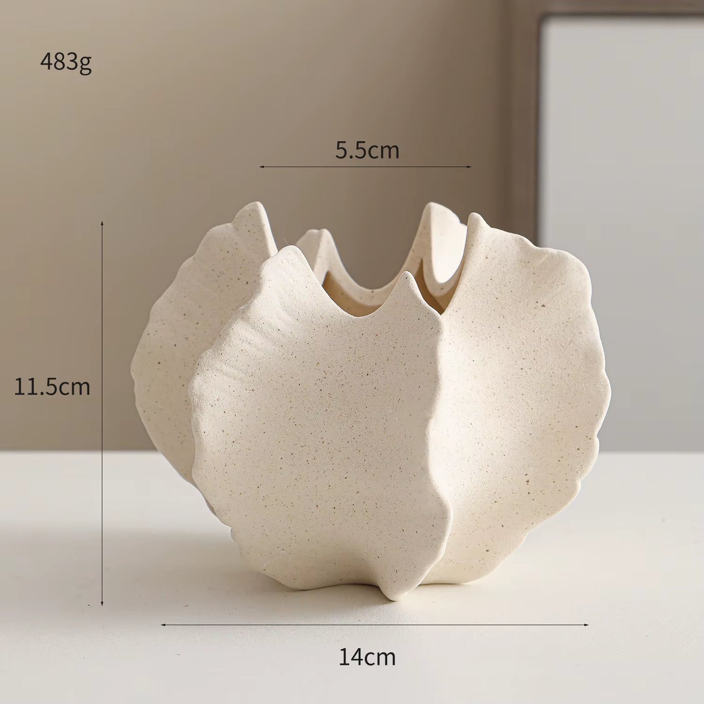 Ceramic Vase with Conch Design White Flower Pot Coral Vase Nordic Art Flower Arrangement Pot Living Room Desktop Decoration
