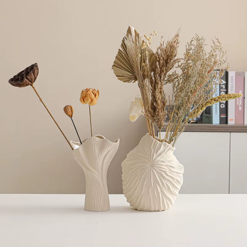 Ceramic Vase with Conch Design White Flower Pot Coral Vase Nordic Art Flower Arrangement Pot Living Room Desktop Decoration