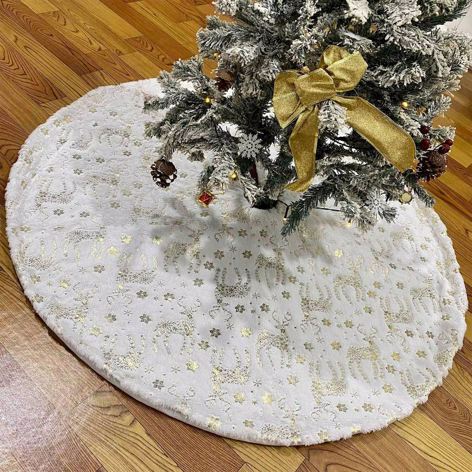 Christmas Tree Skirt Snowflake Decoration Skirt Christmas Decoration Ornament Xmas Trees Skirts Base Cover New Year Navidad