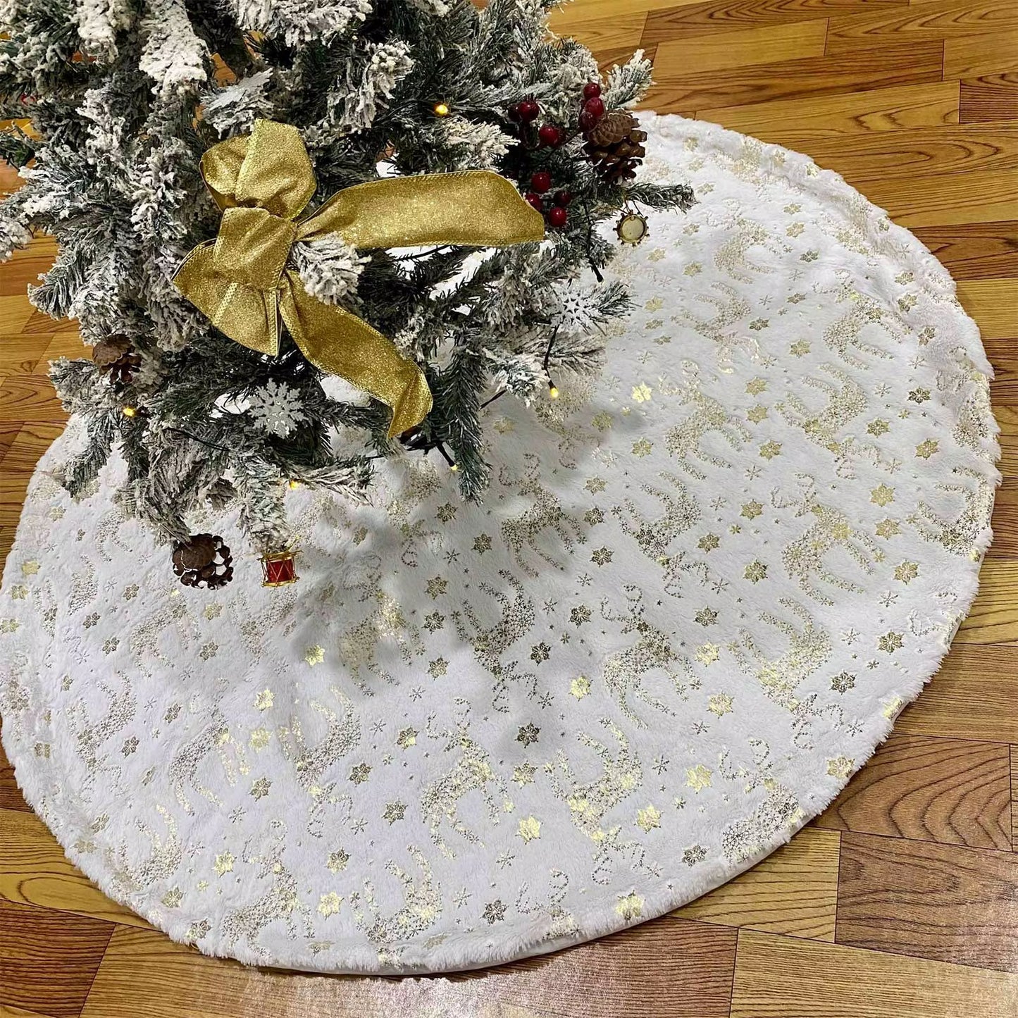 Christmas Tree Skirt Snowflake Decoration Skirt Christmas Decoration Ornament Xmas Trees Skirts Base Cover New Year Navidad
