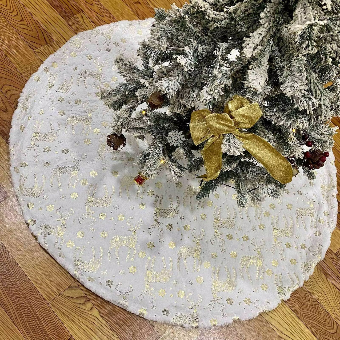 Christmas Tree Skirt Snowflake Decoration Skirt Christmas Decoration Ornament Xmas Trees Skirts Base Cover New Year Navidad